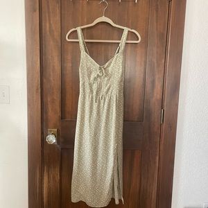 Abercrombie & Fitch Sage Floral Cinch-Front Midi Dress